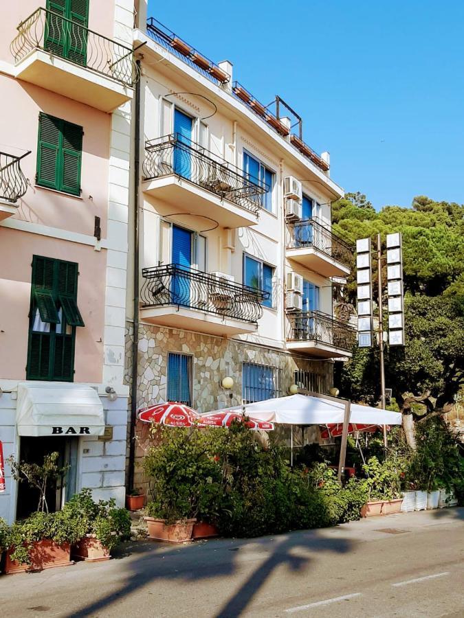 Albergo Stella Imperia Exterior foto